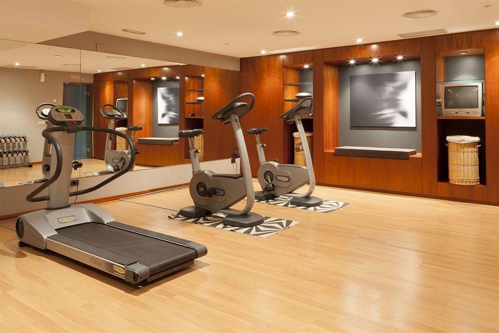 Ac Hotel Badajoz By Marriott מראה חיצוני תמונה