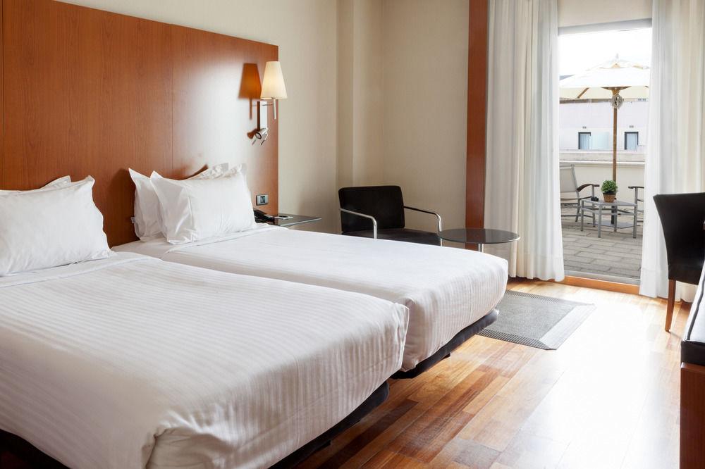 Ac Hotel Badajoz By Marriott מראה חיצוני תמונה