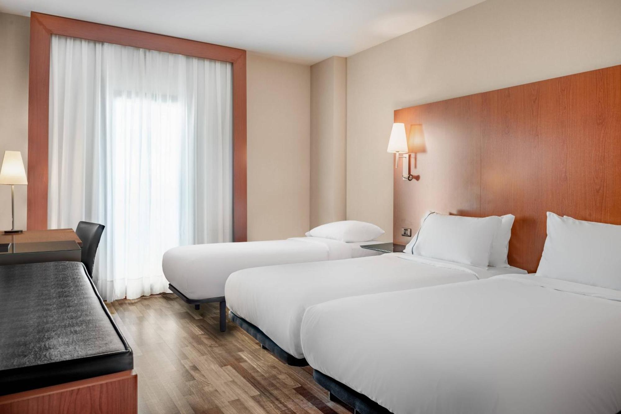 Ac Hotel Badajoz By Marriott מראה חיצוני תמונה
