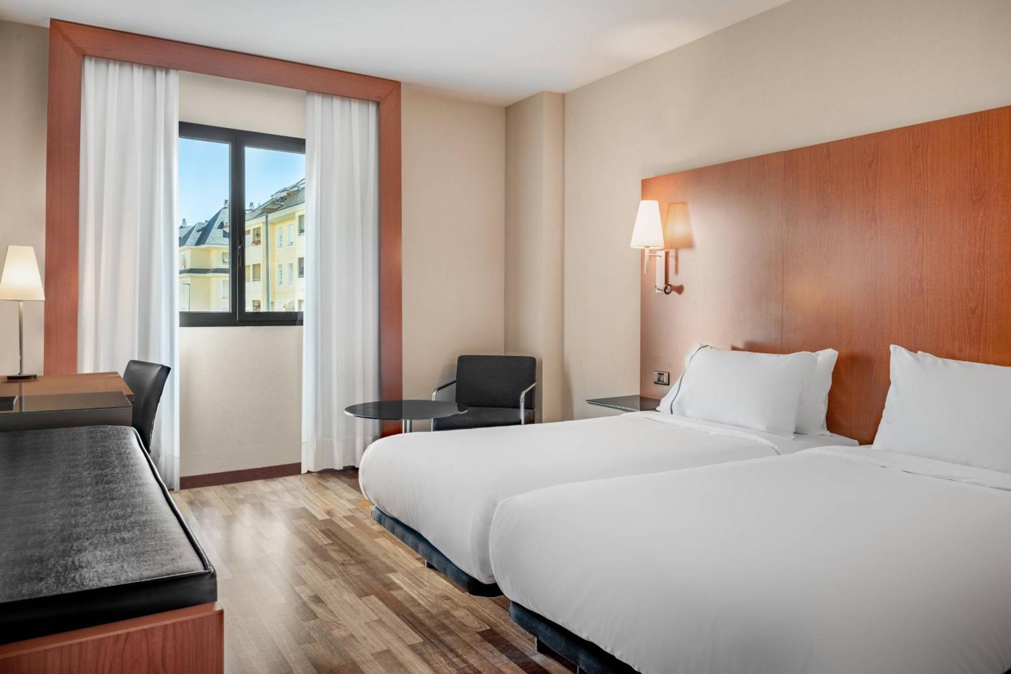 Ac Hotel Badajoz By Marriott מראה חיצוני תמונה
