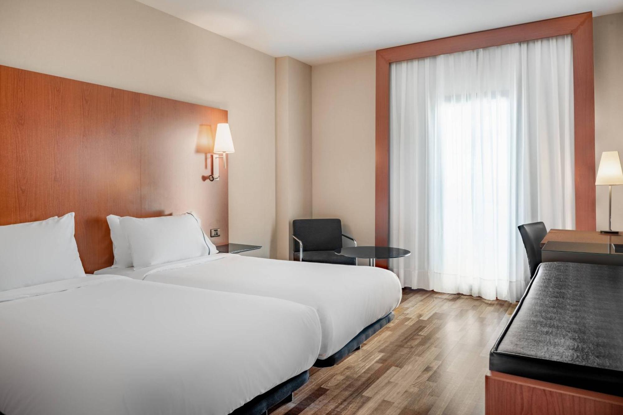 Ac Hotel Badajoz By Marriott מראה חיצוני תמונה