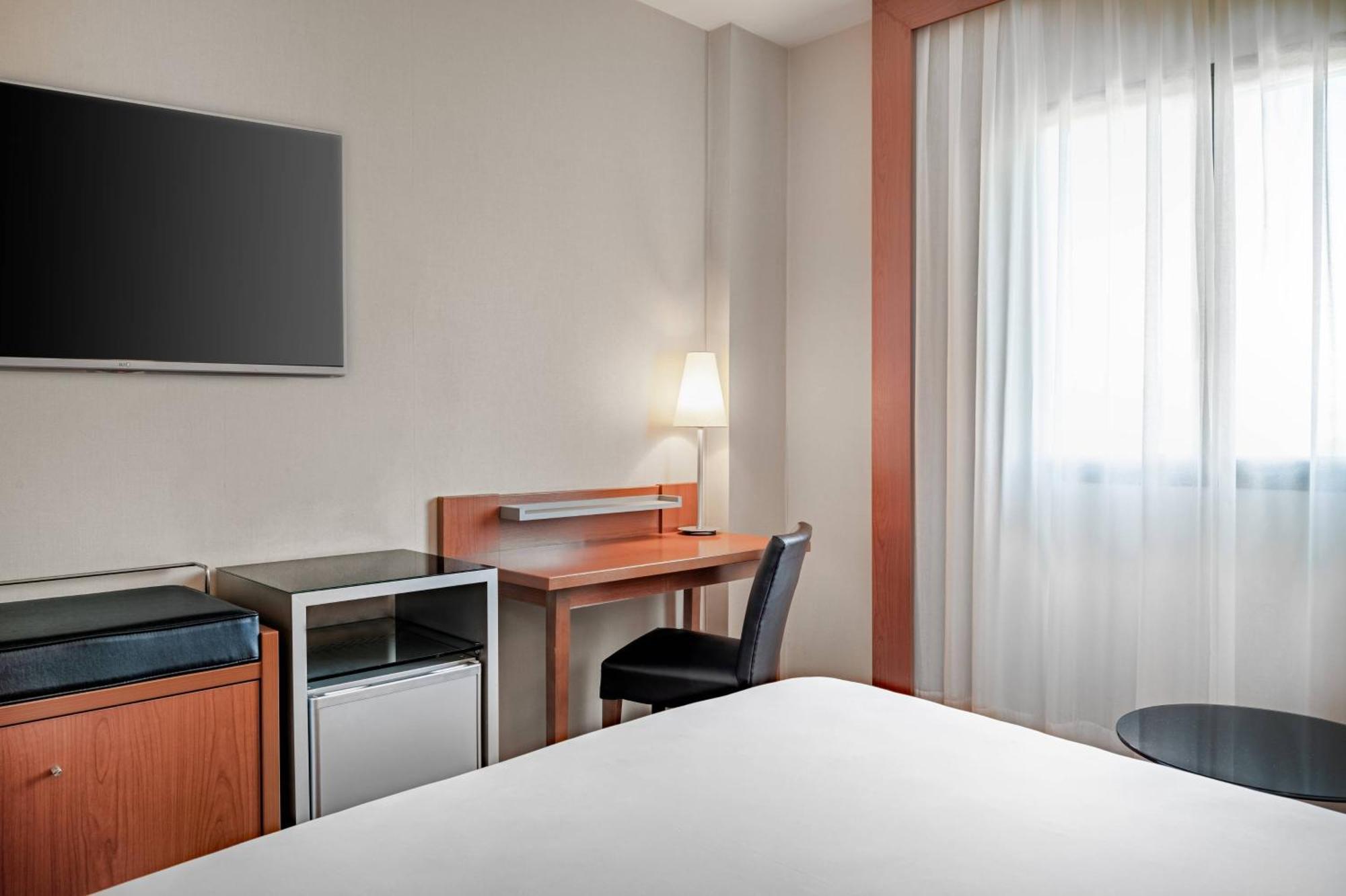 Ac Hotel Badajoz By Marriott מראה חיצוני תמונה