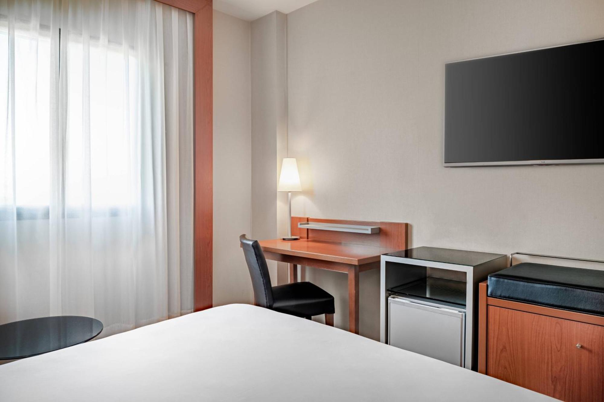 Ac Hotel Badajoz By Marriott מראה חיצוני תמונה