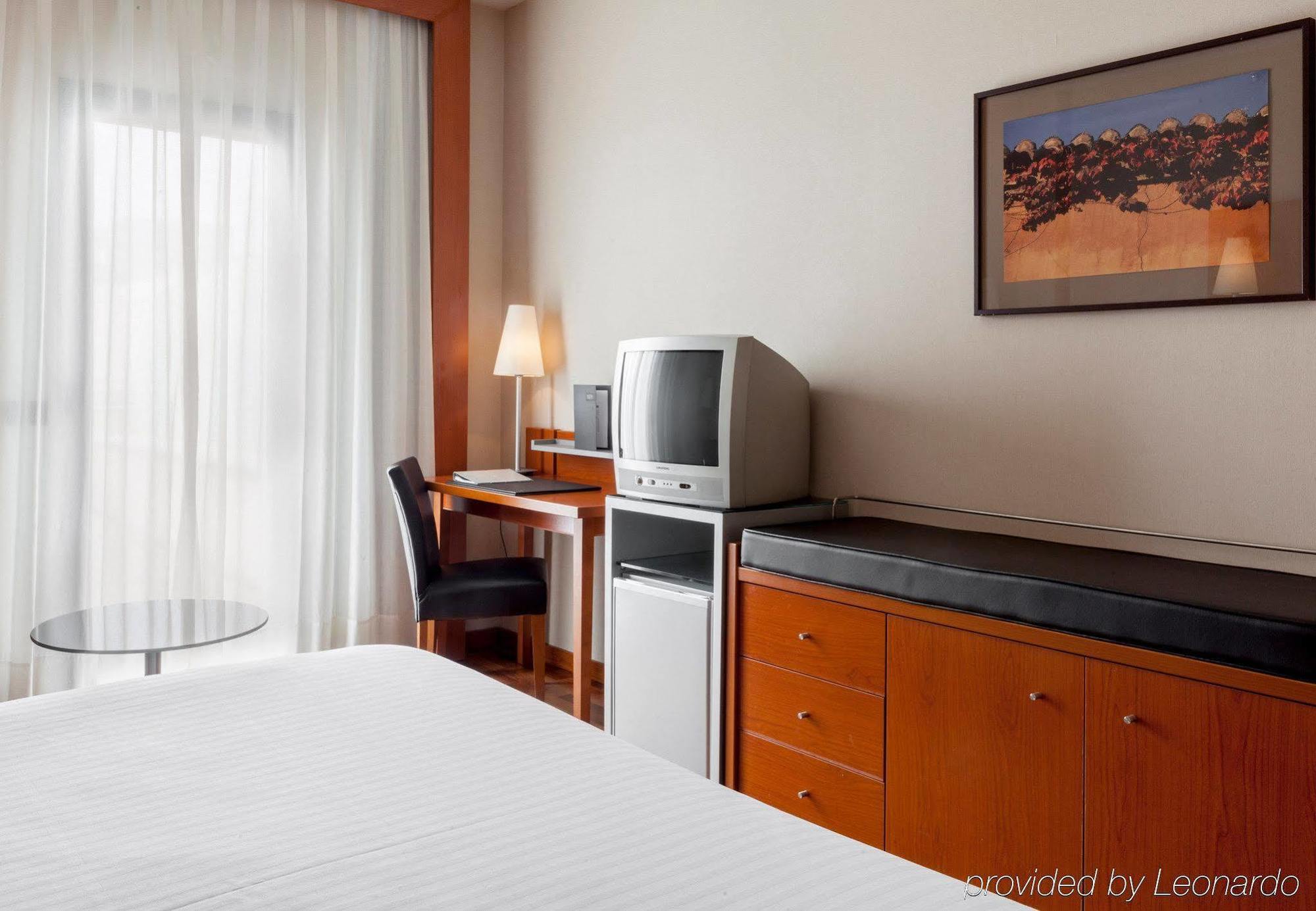 Ac Hotel Badajoz By Marriott מראה חיצוני תמונה